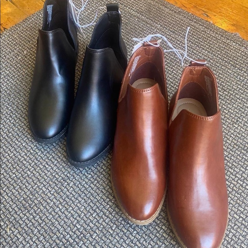2 pairs of boots